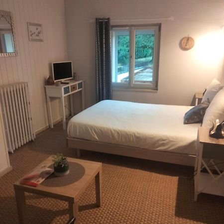 Bed and Breakfast Le Jack Mont-sous-Vaudrey Exterior foto